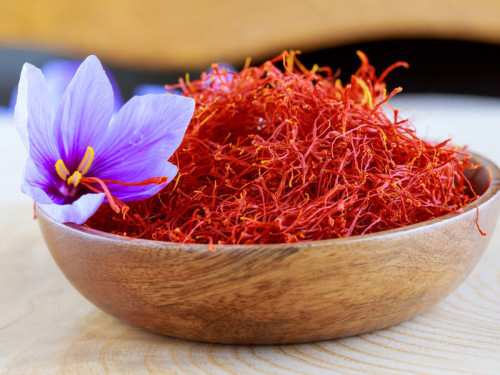 Nhụy hoa Nghệ Tây! Công dụng kì diệu và những lưu ý khi sử dụng!